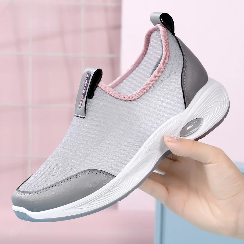 Women's shoes Ultra light Women's flat shoes White casual shoes Zapatos Mujer Breathable mesh Women's flat boots Casual shoes