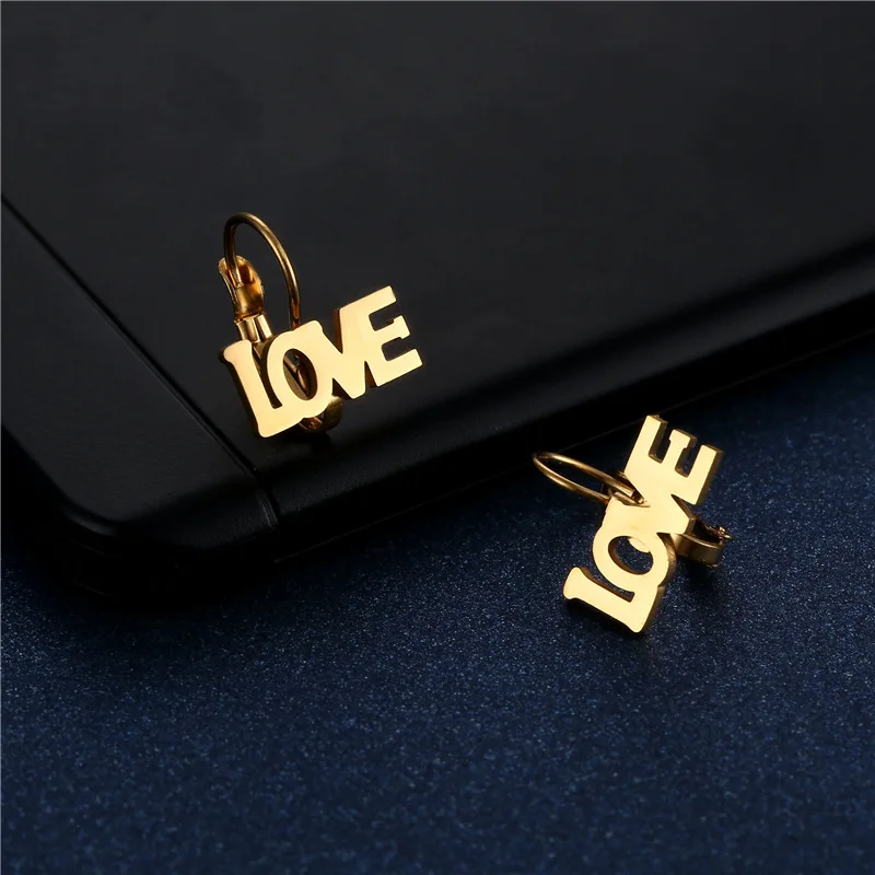 

Design Love Letter Earrings for Women New Geometric Love Heart Stud Earring Stainless Steel Jewelry Valentine's Day Gifts bijoux