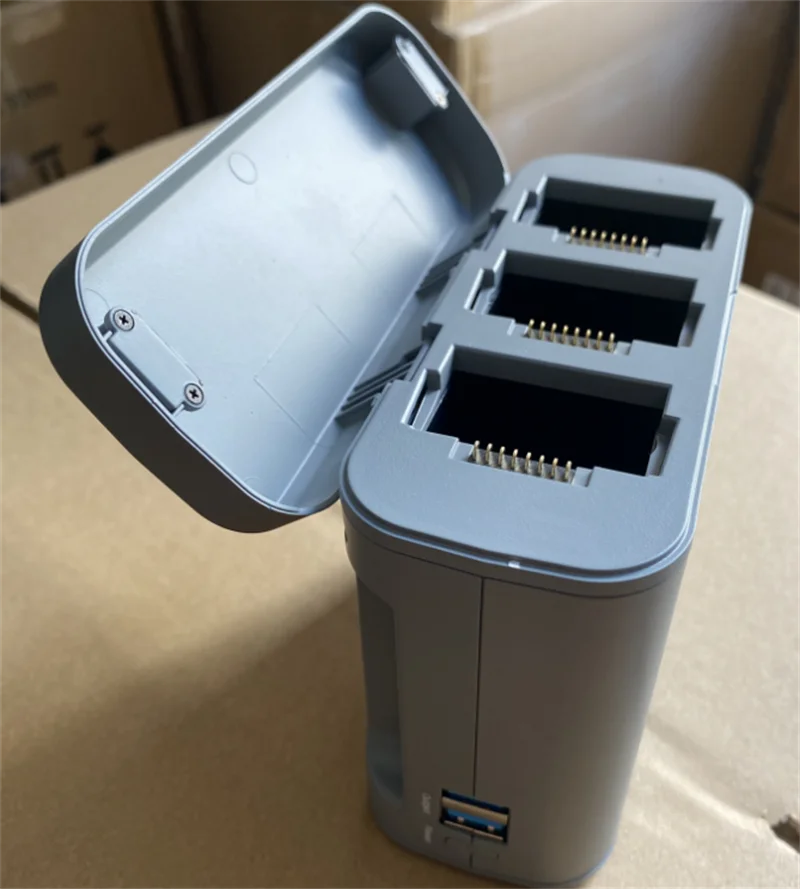 Зарядное устройство для аккумулятора C-FLY Faith mini 3-in-1