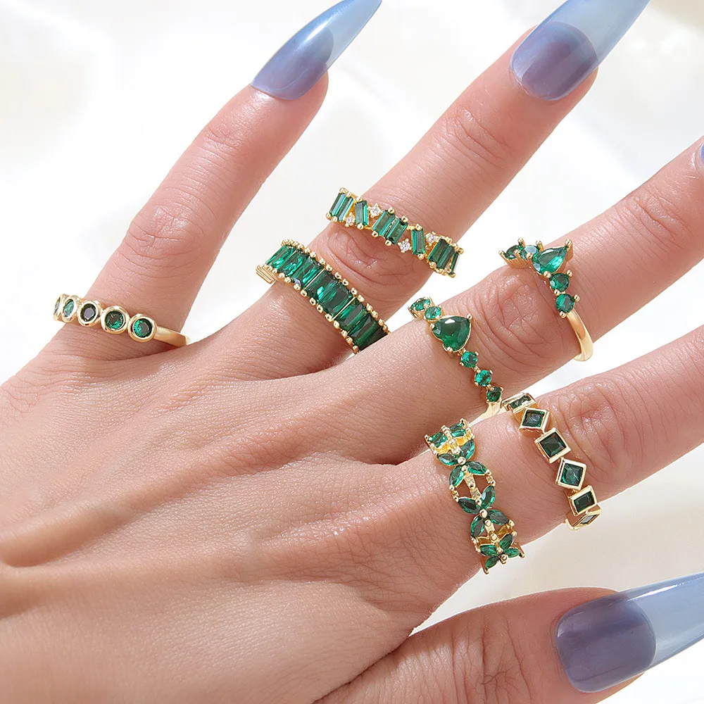 

New European and American Personality Copper Inlaid Zircon Zircon Ring Green Water Drop Love Geometric Open Adjustable Ring