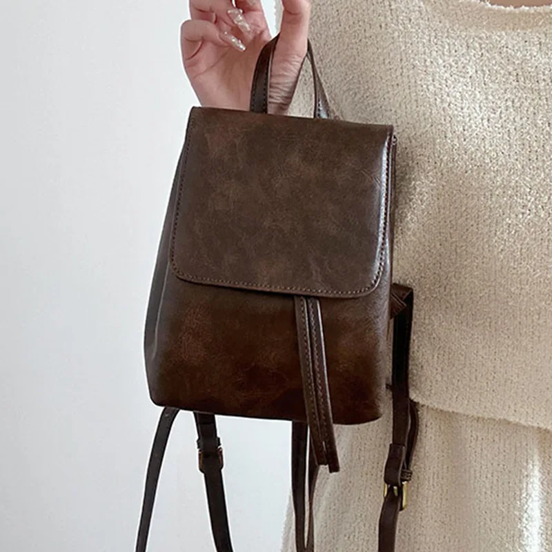 

2023 Brown Preppy Style Backpack Women Bag Sewing Thread Retro Soft PU Lady England Style Shoulder Bag Holds A Tablet