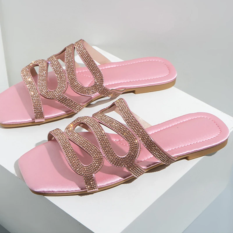 Fashion Rhinestones Design Women's Flat Sandals Square Head  Feet Flip-flops Beach Slippers 2023 Summer New Sandals Woman Shoes