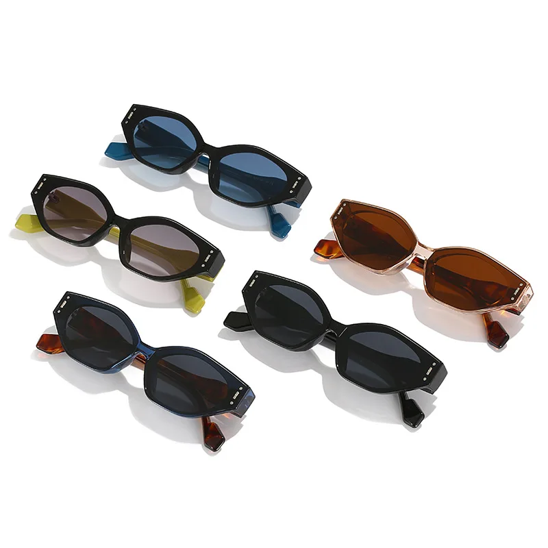 

OISYER New Arrivals Small Frame Fashion Cat Eye Sun Glasses New Arrivals Women Design Brand UV400 Shades Custom Logo