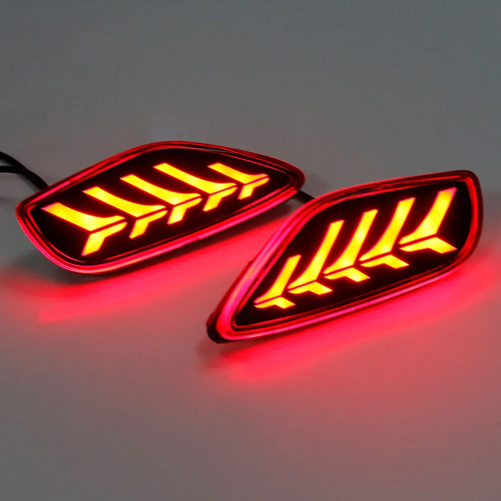 

Durable Rear Bumper Light LED Tail Light Reflector Light Turn Signal Lamp