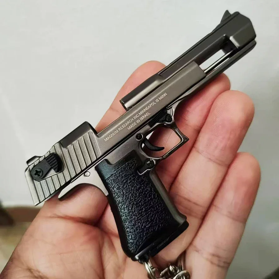 Разборная модель пистолета 1:3 из сплава в виде пустынного орла мини-игрушка