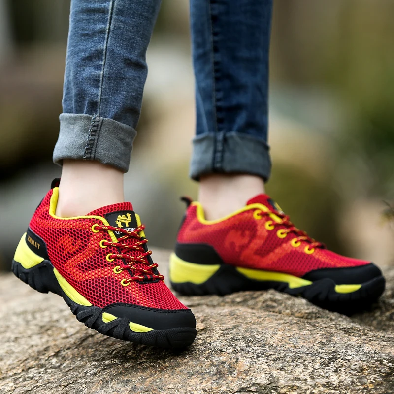 2022 Hiking Shoes Men Mesh Sneakers Breathable Fashion Mountain Shoes Boy Autumn Summer Work Shoes Men Aqua Shoe Outdoor