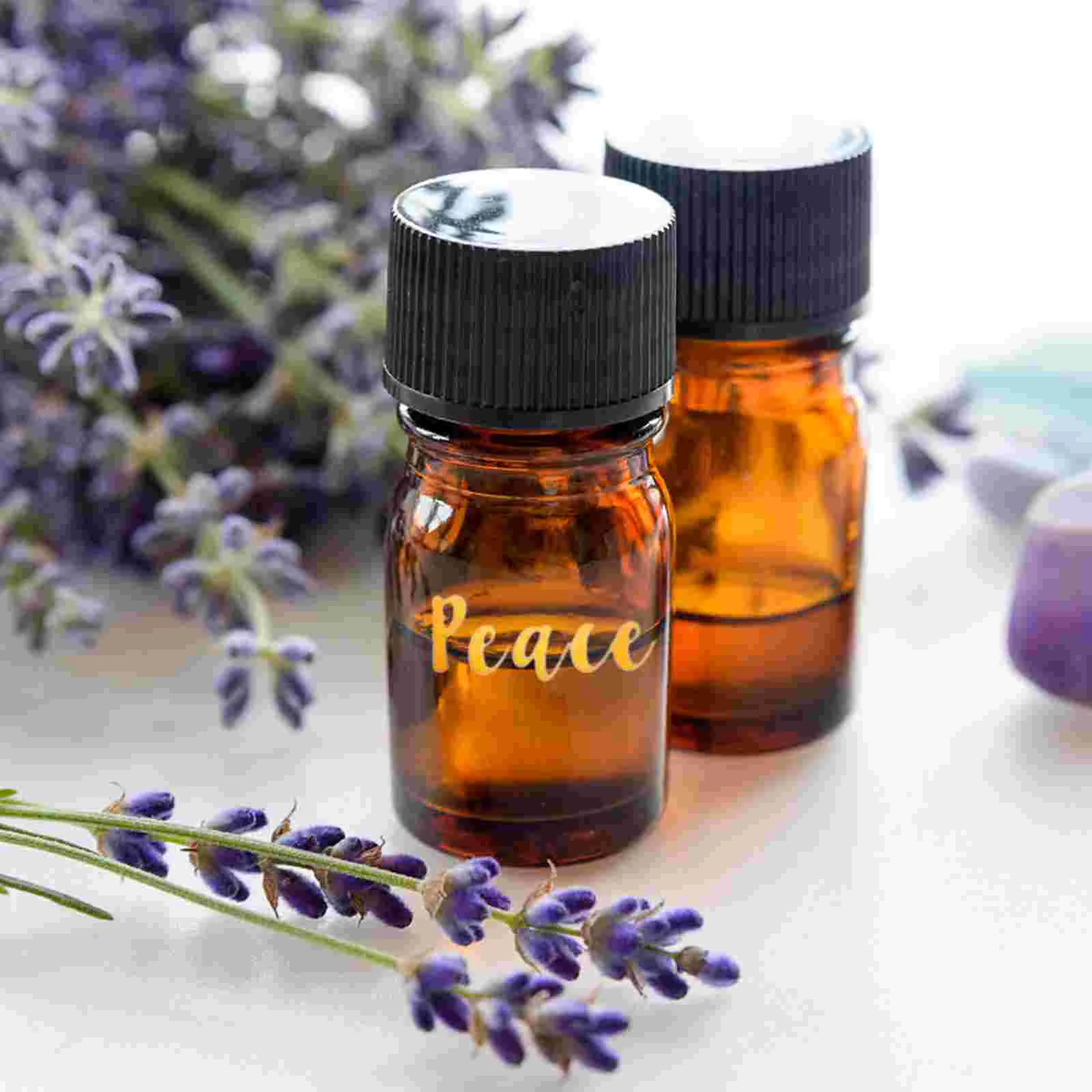 Эфирное масло какого производителя. Ароматические масла. Эфирное масло какого производителя. Эфирное масло essential oil. Эфирные масла крымские царство ароматов.