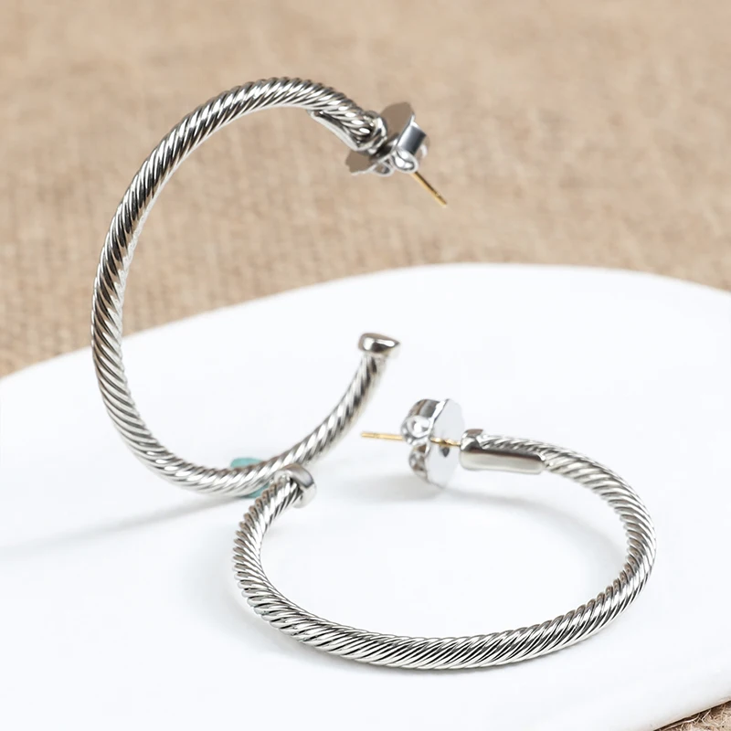 Серьги-кольца женские витые серебристые с-образной формы 3 мм