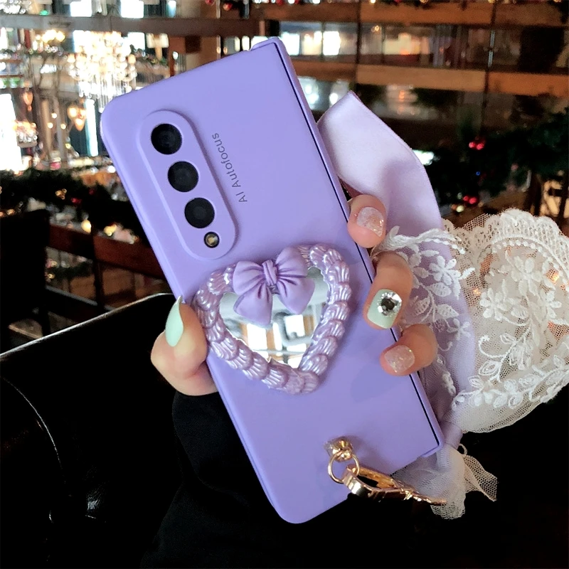 

Регулируемый Чехол для телефона с ремешком через плечо с золотой рамкой для Samsung Galaxy Z Flip 3 5G роскошный чехол с бриллиантами овальными криста...