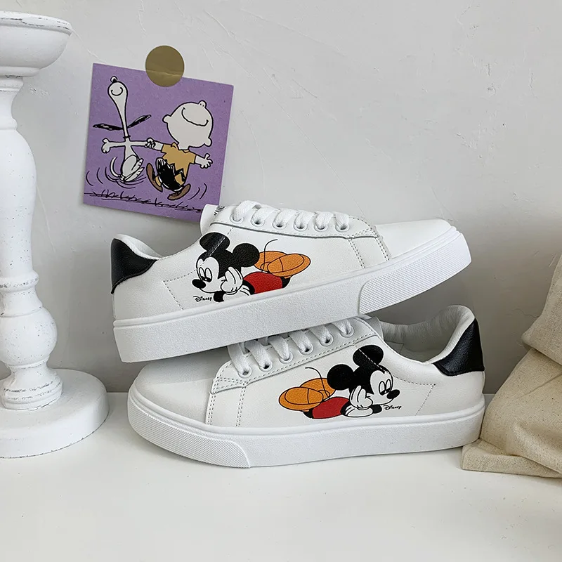 

Disney white shoes female spring new flat sneakers Korean wild Mickey Mouse student board shoes Mickey Mouse single shoes
