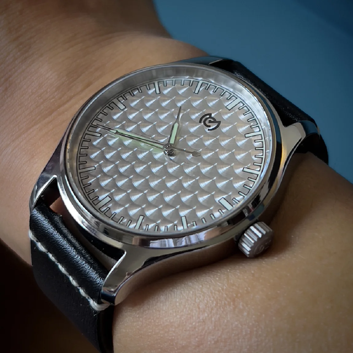 

Titanium Watch Men Luxury 40mm Pilot Quartz Wristwatches VH31 Movement Fashion Sapphire Glass Luminous Clock MysteriousCode 2023