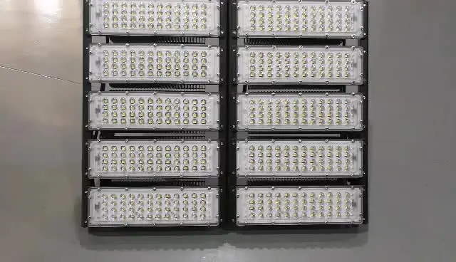 

1000W Halogen Bulb Replacement 44000LM 400W LED Flood Light Soccer Field Lamp
