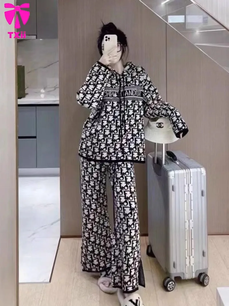 Весенне-осенний новый модный повседневный комплект для женщин свободная и