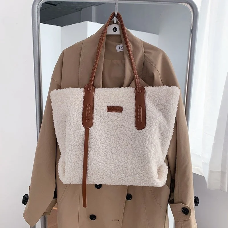 

Designer Lambwool Large Shoulder Bag Woman Fashion Faux Fur Ladies Handbags Winter Luxury Plush Shopping Tote Bag For Women'S