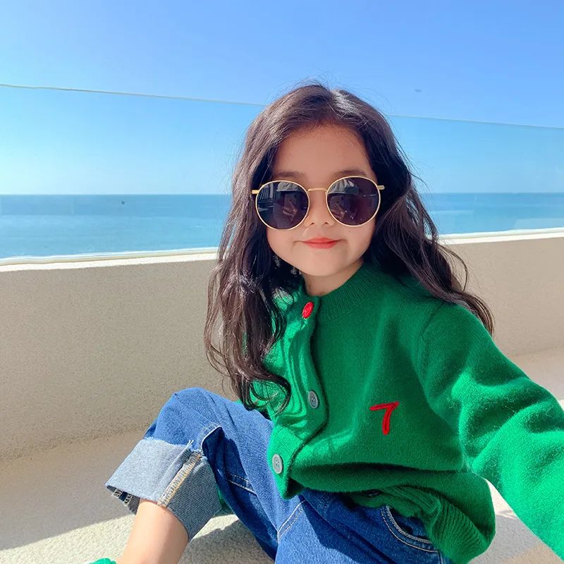 

Детская осенне-зимняя трикотажная одежда, простая и однотонная одежда 2022, Модный милый кардиган, свитер для девочек и мальчиков, повседневная одежда