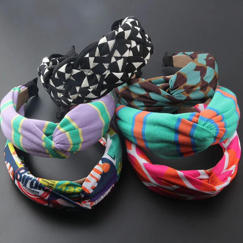 

New Fashion Simple Fleece Fabric Hair Hoop Ladies Knotted Prom Leisure Gift Hair Accessories Headwear Girls Hair Accessories 858
