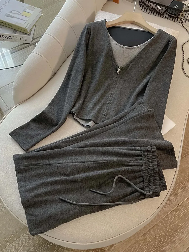 Женский спортивный костюм из двух предметов трикотажный однобортный Кардиган в