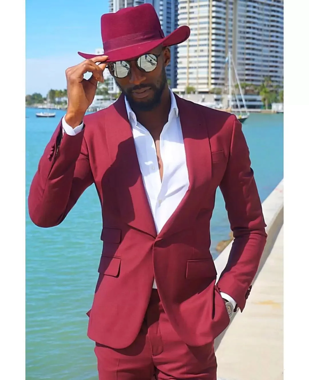 Fashion Red Two Piece Men's Suit Fitted Wedding Groom Tuxedo One Button Prom Blazer and Pants