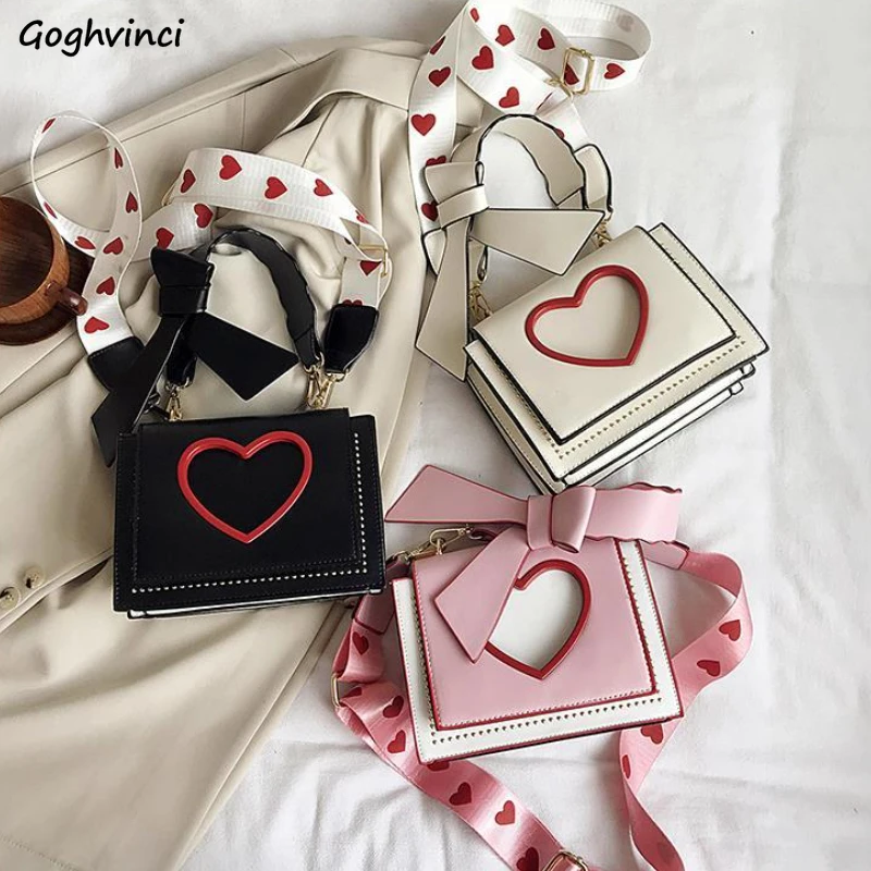 

Women Sweet Cute Crossbody Bags Heart Hollow Out Shoulder Bag Students All-match Flap Wide Straps Summer Handbags Ins Chic Purse