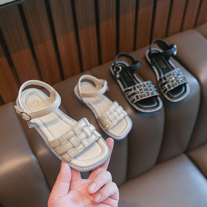 

Summer New Girls Sandals 2022 Weave Princess Rhinestone Round-toe Flat Open-toe Kids Fashion Versatile Children Black Shoes PU