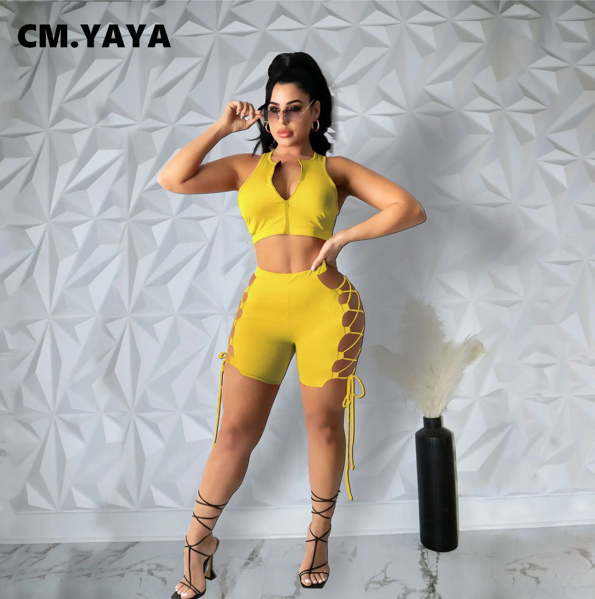 Женский спортивный костюм CM.YAYA Active из двух предметов летний комплект топа на