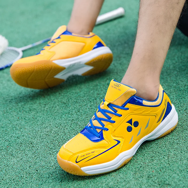 2022 Spring Summer Outdoor Fashion Red Couples Tennis Shoes for Men Women Breathable Non-slip Badminton Sneakers tenis feminino