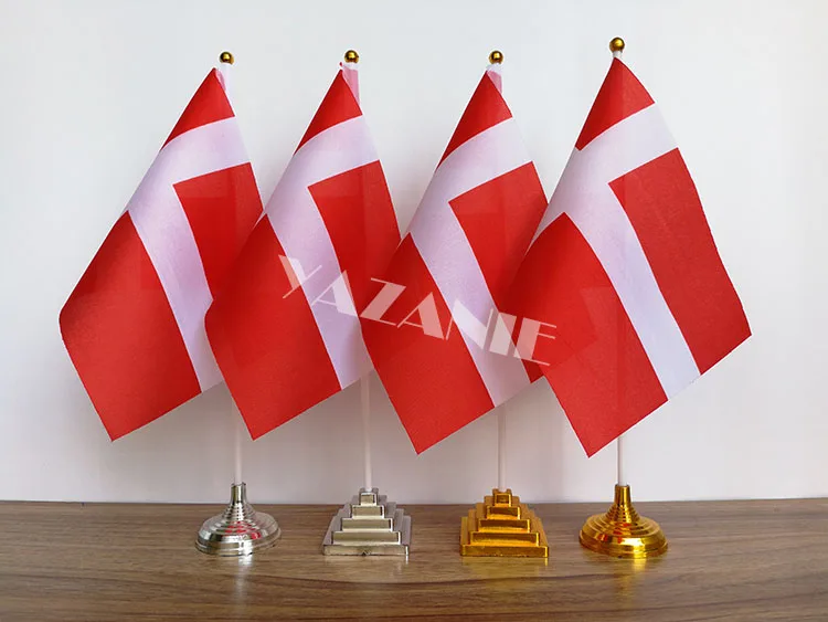 YAZANIE 14*21cm 4PCS Spain Spanish Denmark Danish Desk Flag and Banners Hungary Lithuania National Table with Base Stand - купить по