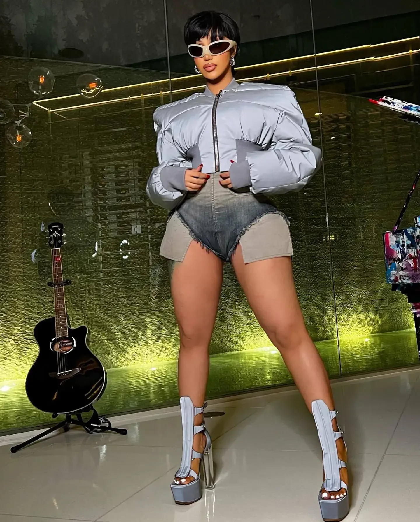 

Elegant Hip Hop Streetwear Warm Outerwear Birthday Night Club Padded Coat Women Sexy Autumn Winter Reflective Puffer Jacket