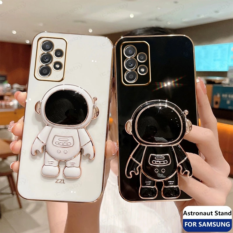 

Astronaut Stand Holder Case For Samsung Galaxy S20 S21 fe S22 Ultra A52 A72 A32 A51 A71 4G A33 A53 A73 A13 A22 5G Plating Cover