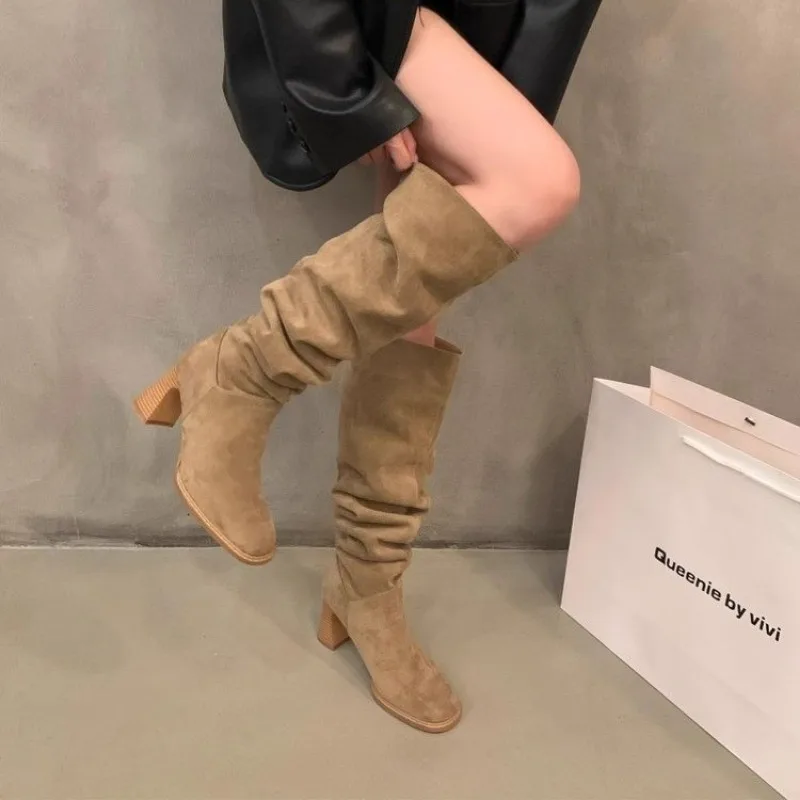 Женская модная обувь на толстом каблуке осенние новые замшевые высокие сапоги с