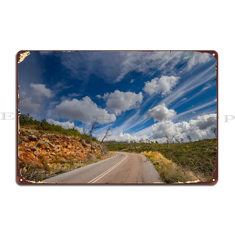 

Металлический плакат с надписью «Дорога в небо»