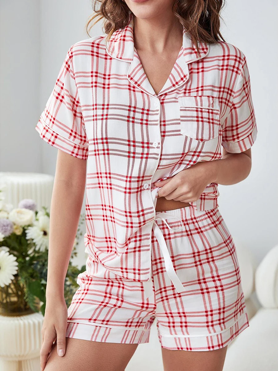 

Женский Шелковый пижамный комплект с кружевной отделкой, рубашка с коротким рукавом на пуговицах и шорты с эластичным поясом, одежда для отдыха, одежда для сна из 2 предметов