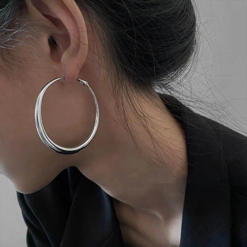 2023 New Trendy Silver Color Big Circle Hoop Earrings for Women Exaggerated Metal Geometric Smooth Round Earrings Jewelry Gift 2023 New Trendy Silver Color Big Circle Hoop Earrings for Women Exaggerated Metal Geometric Smooth Round Earrings Jewelry Gift