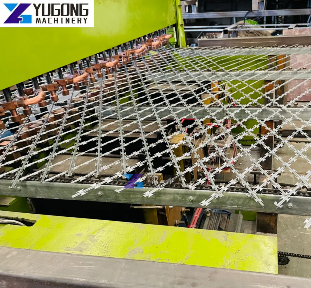 Автоматическая сварная сетка из армированной оцинкованной стали по заводской