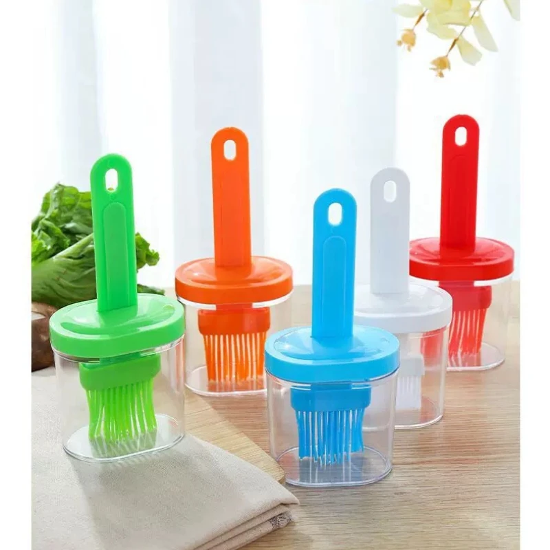 

Kitchen Tools Household Silicone Oil Brush High Temperature Resistant Integrated Oil Brush Set Barbecue Brush with Cover