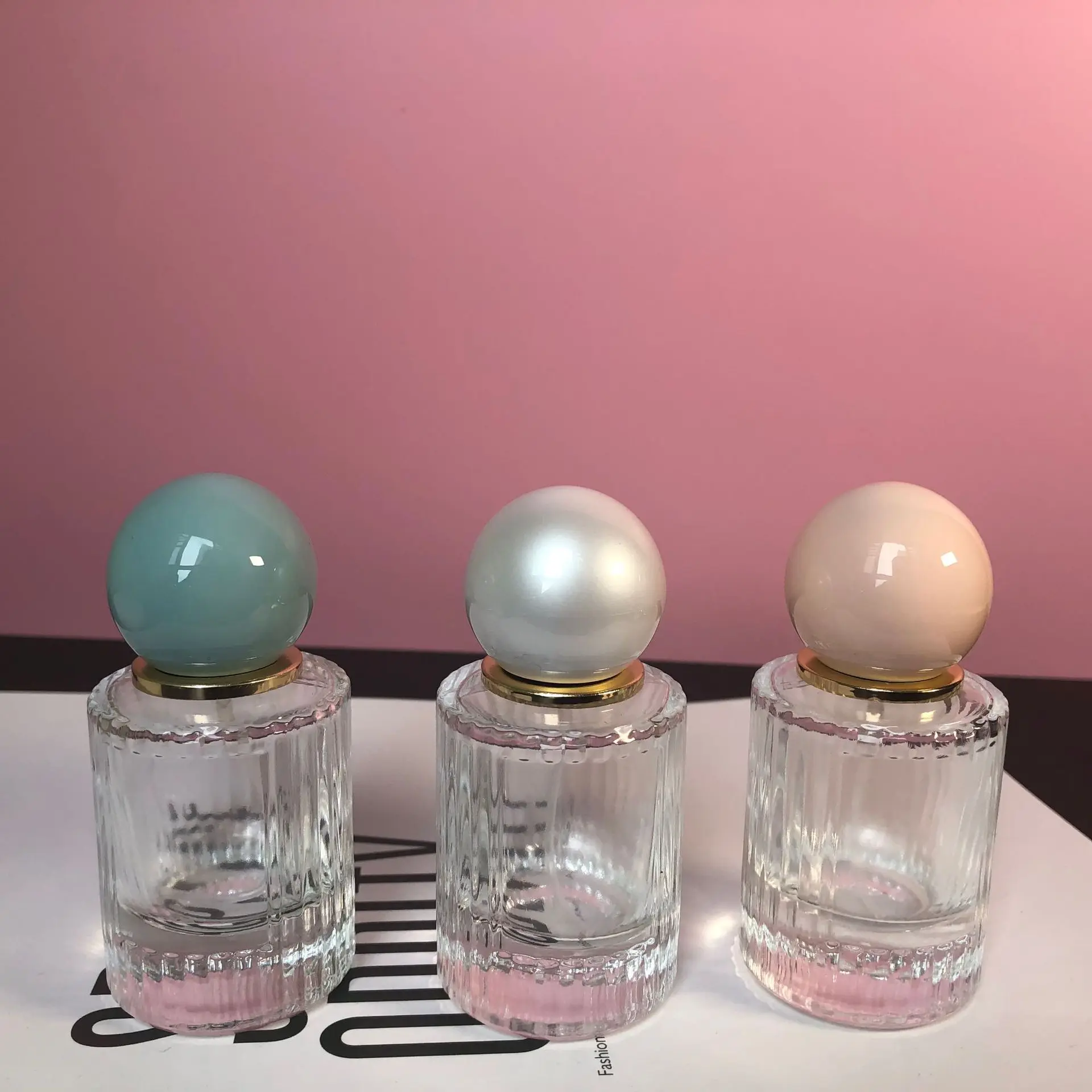 

5PCS 30ML 50ML Premium Perfume Portable Travel Empty Glass Spray Bottle with Round Lid Cosmetics Separate Refillable Bottles