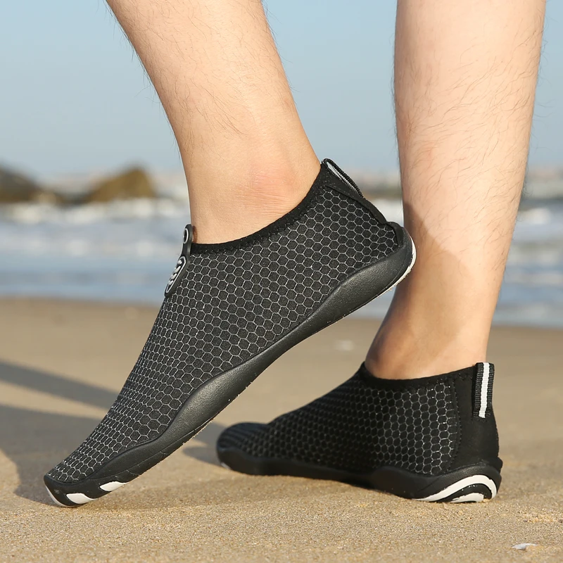 

Nonslip Upstream Aqua Shoes Trekking Wading Shoes Quick Dry Seaside Breathable Barefoot Beach Men Women Comfortable Water Shoes