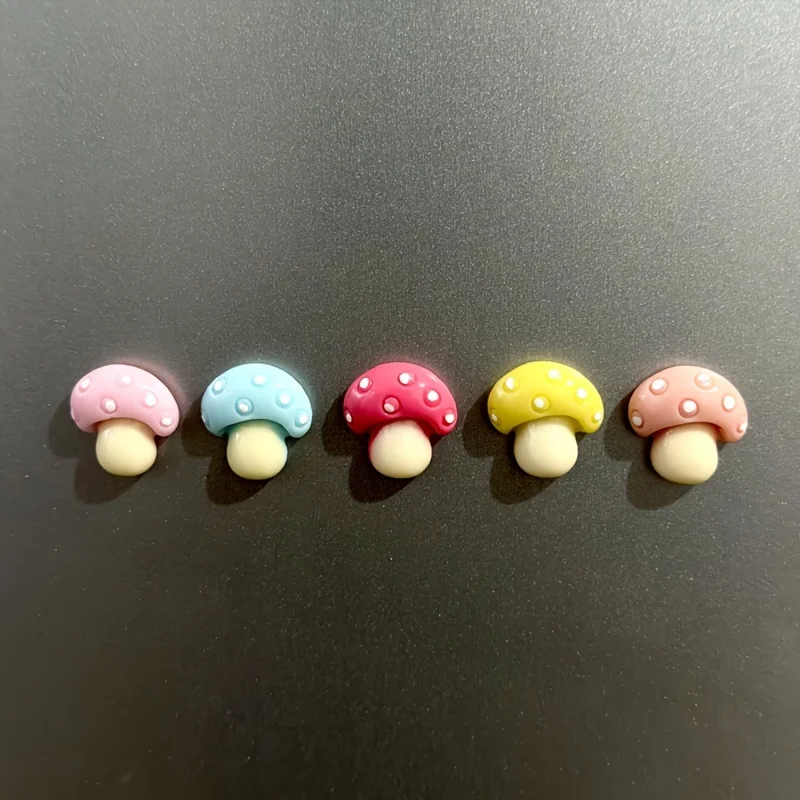 

Магниты на холодильник, мультяшные грибы