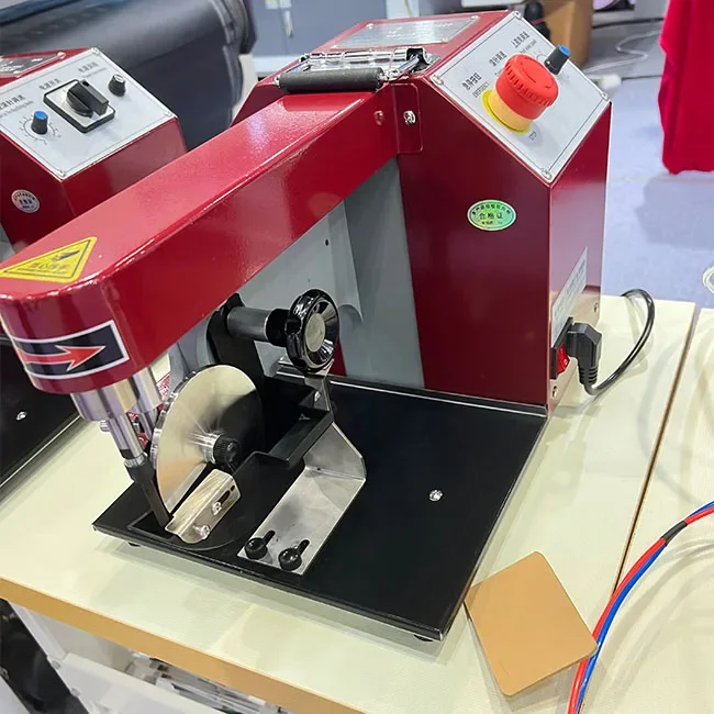 LVBU-03 Полуавтоматическая односторонняя машина для резки кромок масла кожи