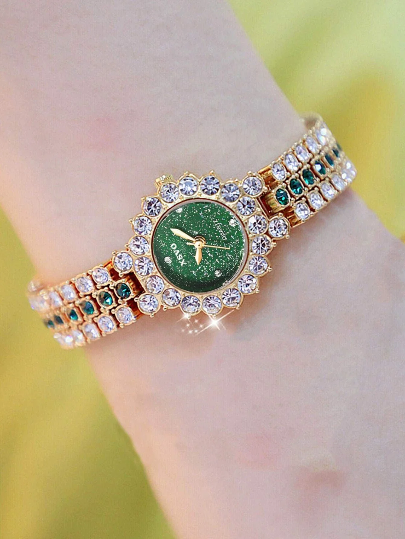 

Top DG brand ladies watch European and American popular style luxury diamond stainless steel ladies casual fashion sports watch