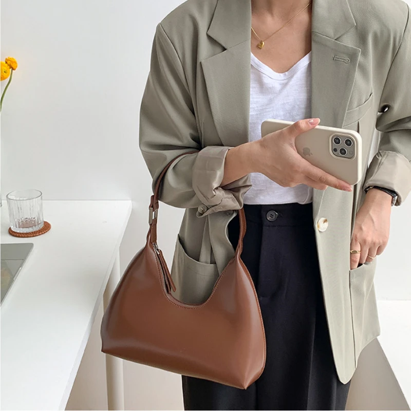 

Новая женская сумка через плечо, мягкая сумка-тоут из искусственной кожи, маленькие сумочки на молнии, модная миниатюрная сумка с одной ручкой и карманом для сотового телефона с полумесяцем