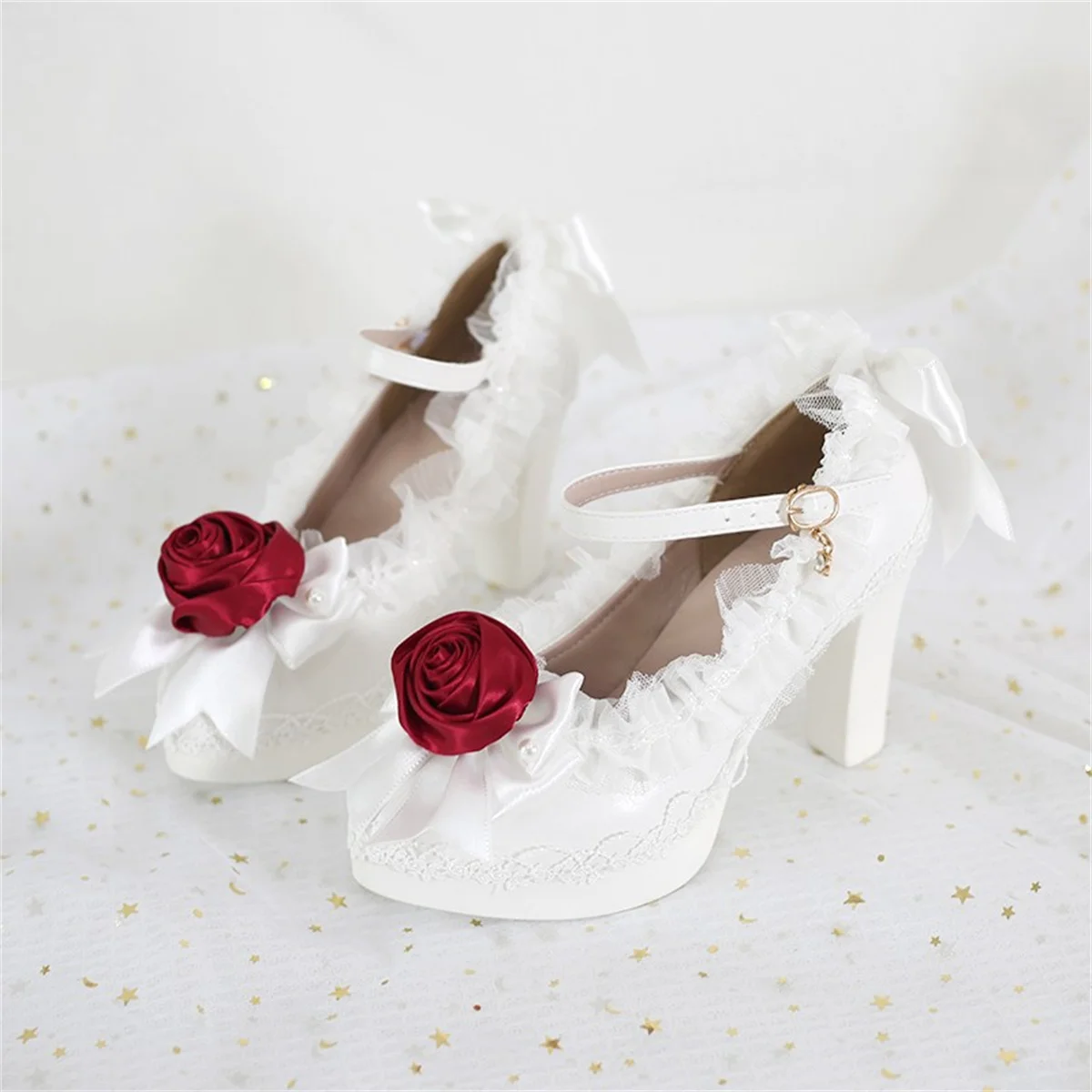 

Elegant Retro Lolita Shoes Court Style Cosplay Tea Party Girl Gorgeous Rose Flower Lace Ruffled Pearl Bow 9cm High Heeled Shoes