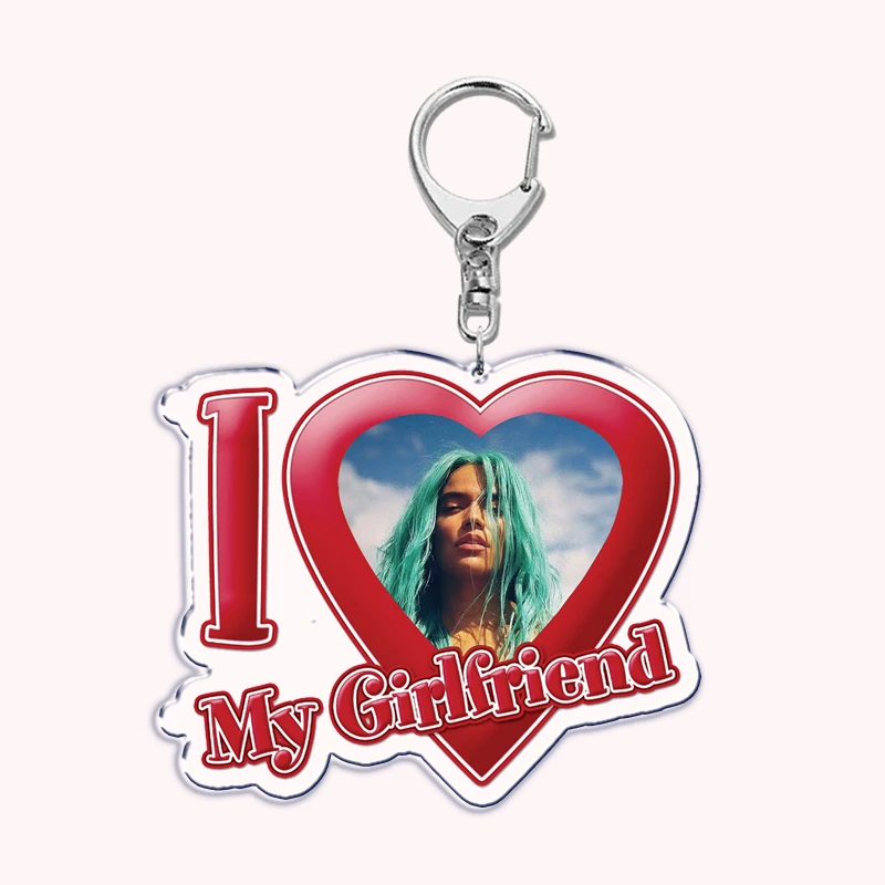 Акриловый брелок для ключей с певицей Карол г я люблю моего парня девушки