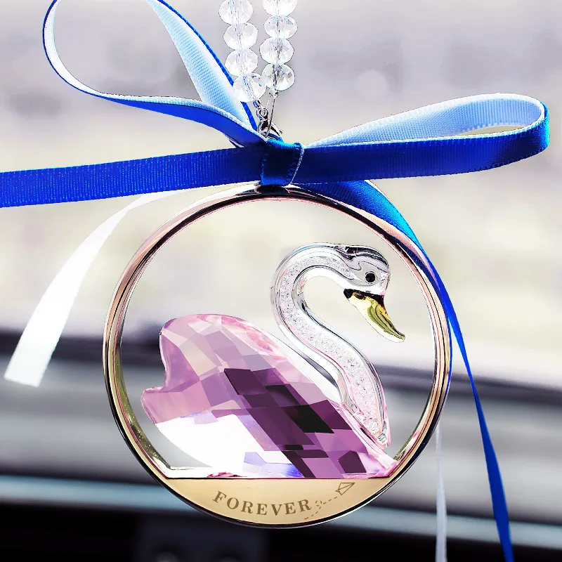 

Блестящие подвески для зеркала заднего вида с кристаллами