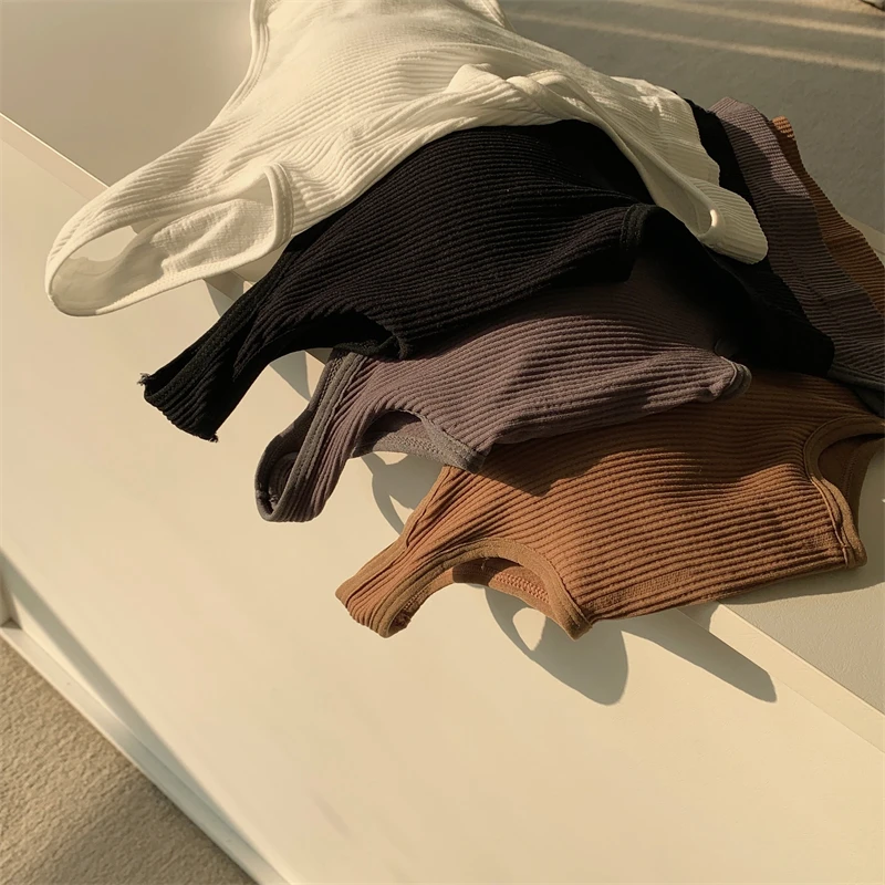 Кофта женская в Корейском стиле топ без рукавов бюстгальтер весна-лето 2022 (QQ312) 4