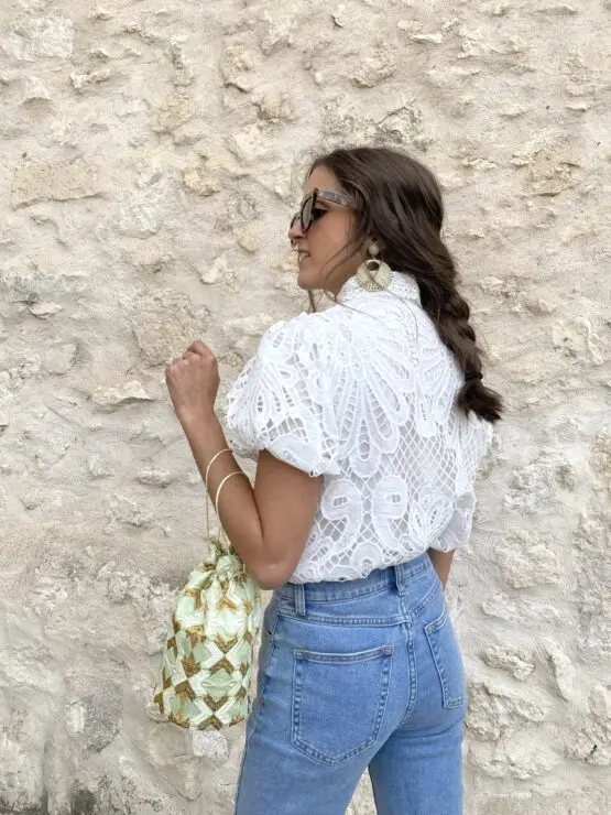 Белые кружевные блузки с вышивкой рубашки женские повседневные модные пуловеры