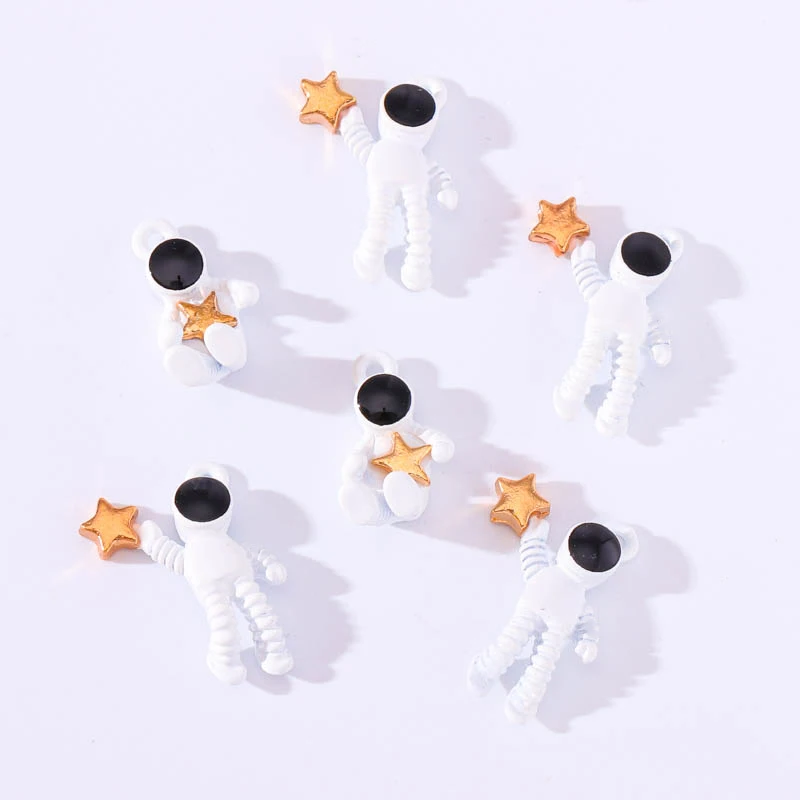 

JQ 10Pcs/Lots Mixed Set White Astronaut Star Creative Pendants Diy Necklace Bracelet Keychain Phone Chain Jewellery Accessories
