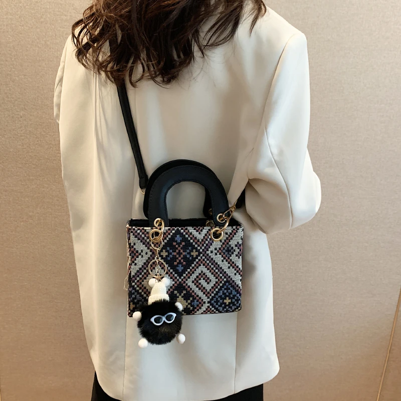 VeryMe Wide Strap Shoulder Bags For Women 2023 Fashion Designer Lady Handbags And Purses Fashion Chain Messenger Crossbody Bags