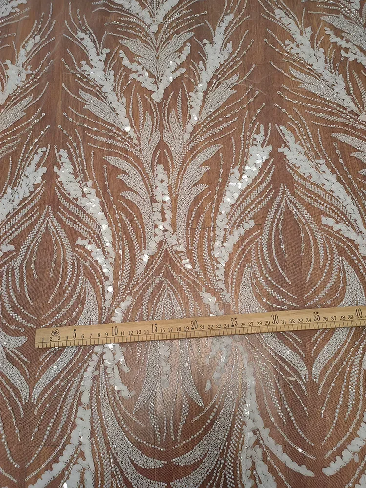 Ткань с бисером Дубай европейский стиль Новинка! Молочно-белые бусины и блестки