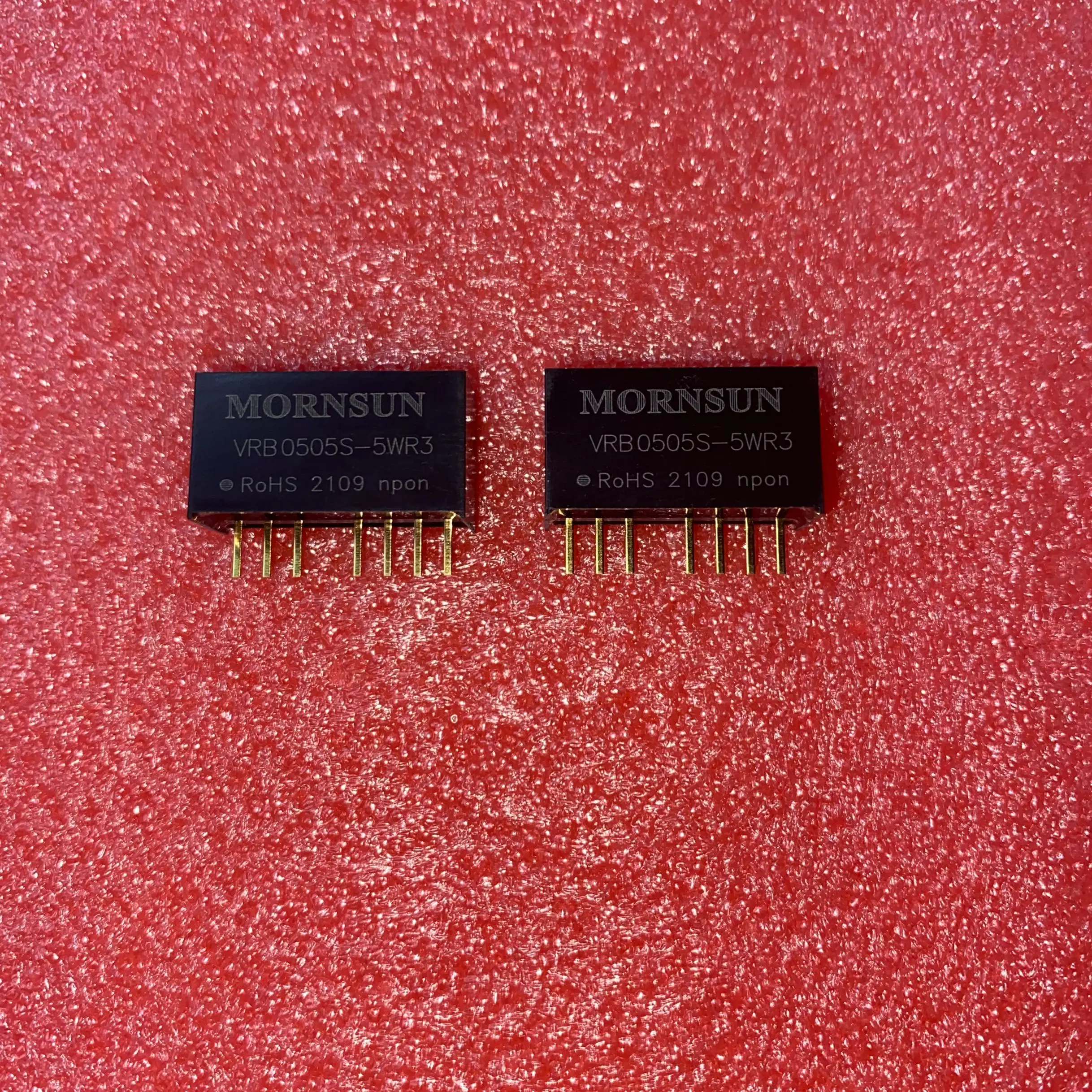 

VRB0505S-5WR3 DC-DC Power Module 5V To 5V1A 5W Isolated Voltage Regulator Output Brand New Original Authentic